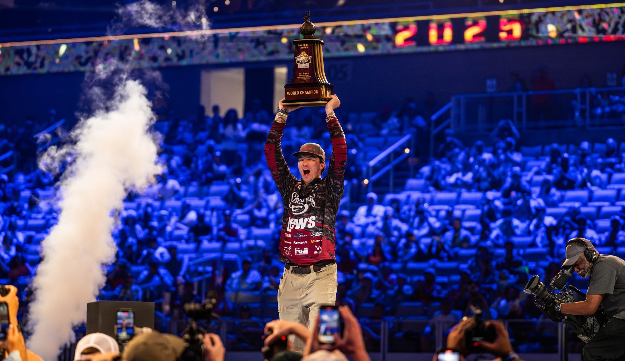 Simms Pro, Easton Fothergill Wins the 2025 Bassmaster Classic