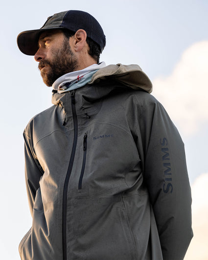 Vapor-elite-fishing-jacket-on-model -rollover