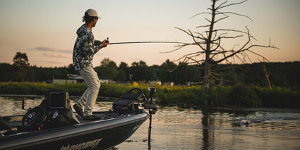 The simms guide fishing pant in action