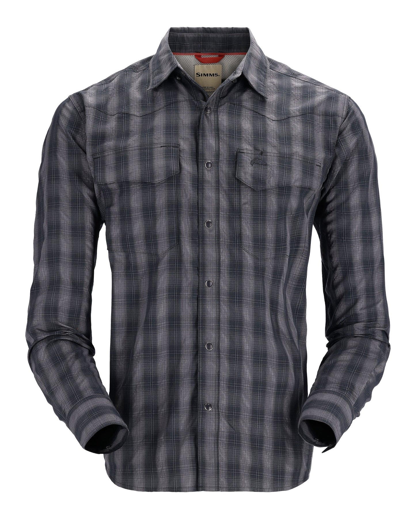 M'S BIG SKY LS SHIRT BLACK-on-mannequin