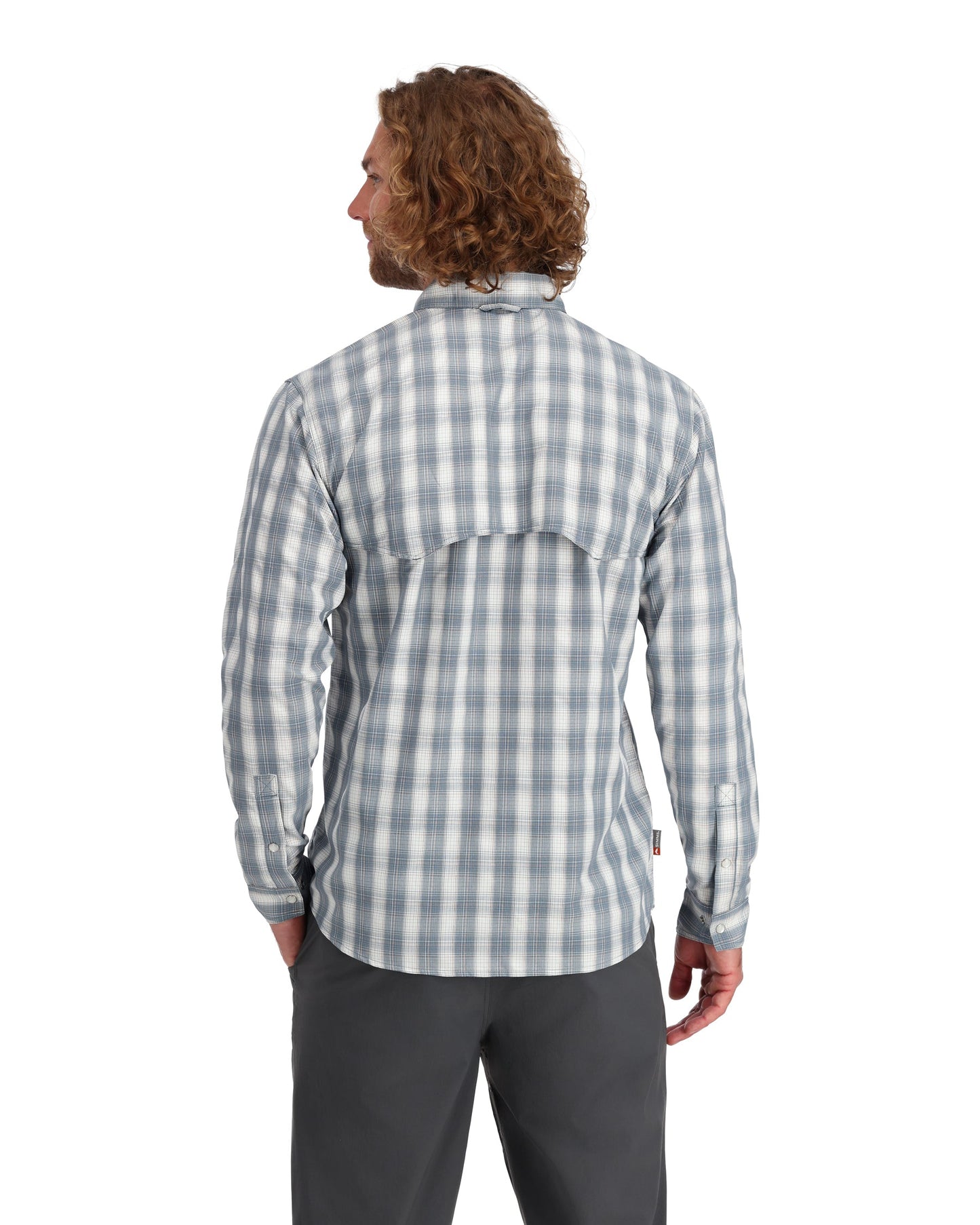 10661-2022-big-sky-ls-shirt-Model-s23-back
