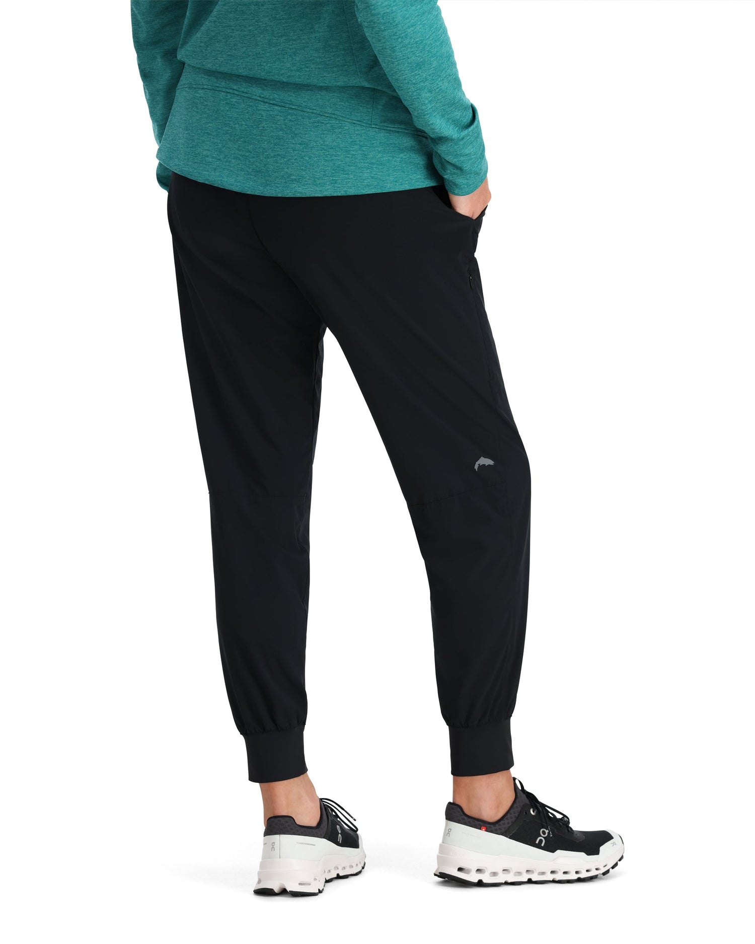 13665-001-bug-stopper-jogger-Model-back