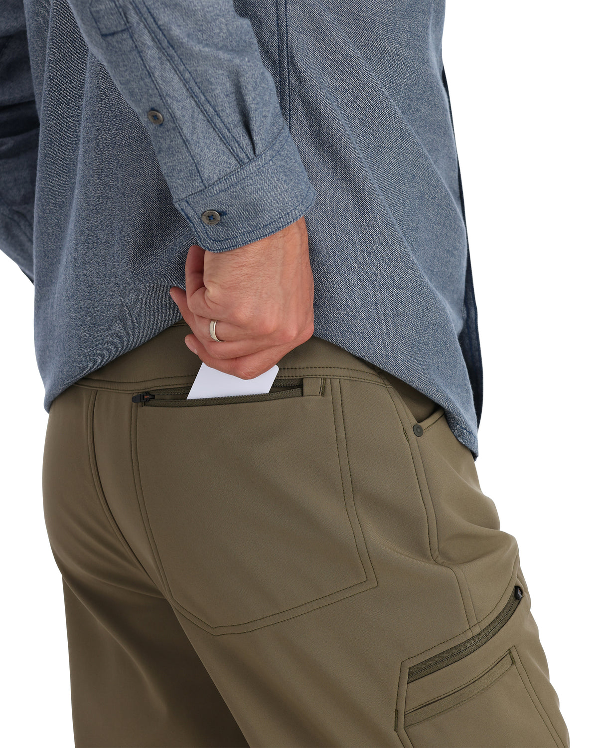     13856-781-rogue-pant-model
