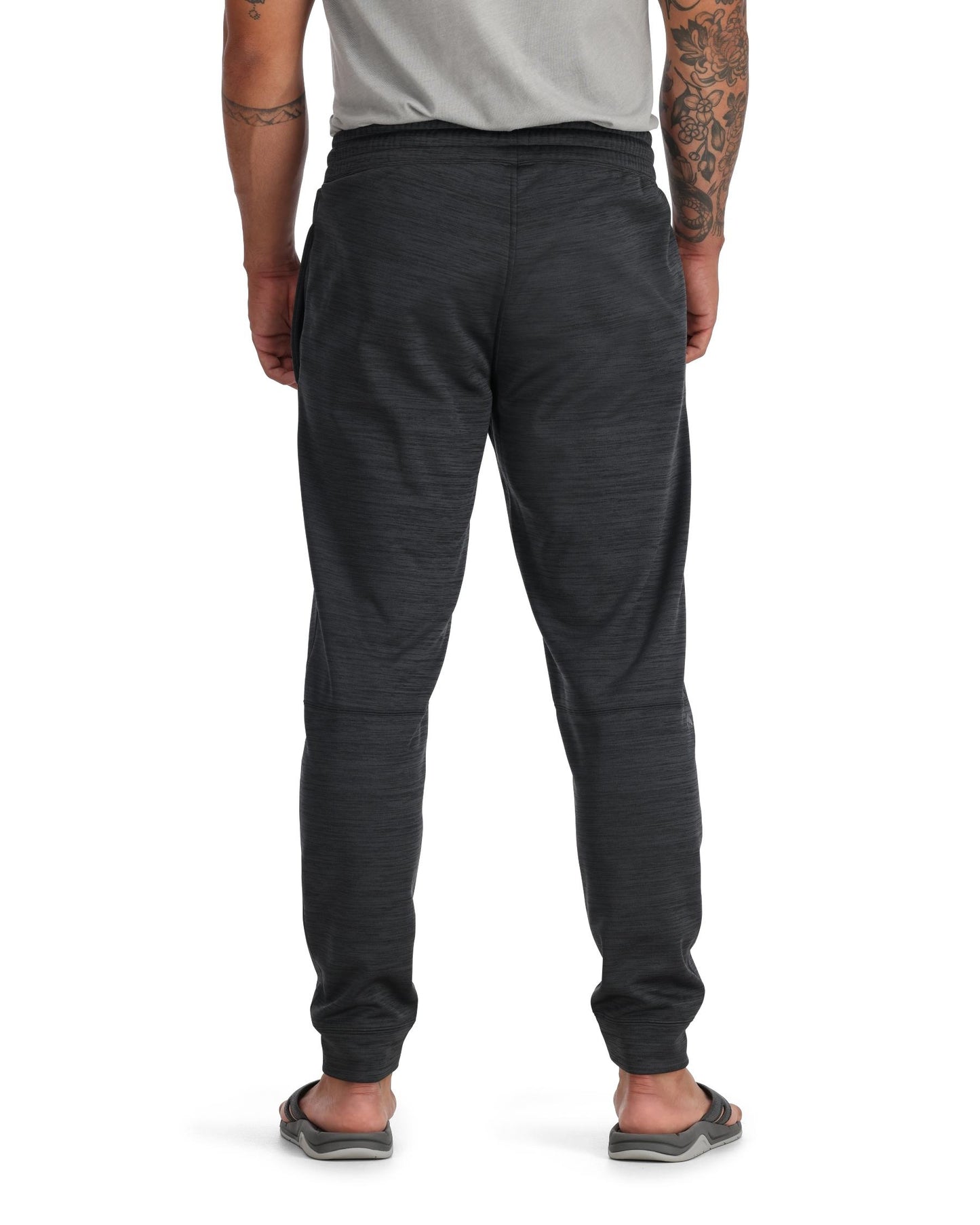 13857-010-Simms-Challenger-Sweatpants-Model-F23_CO-Back