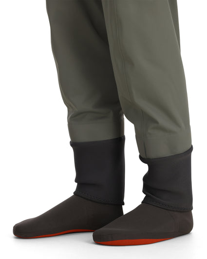    13883-040-freestone-z-stockingfoot-model