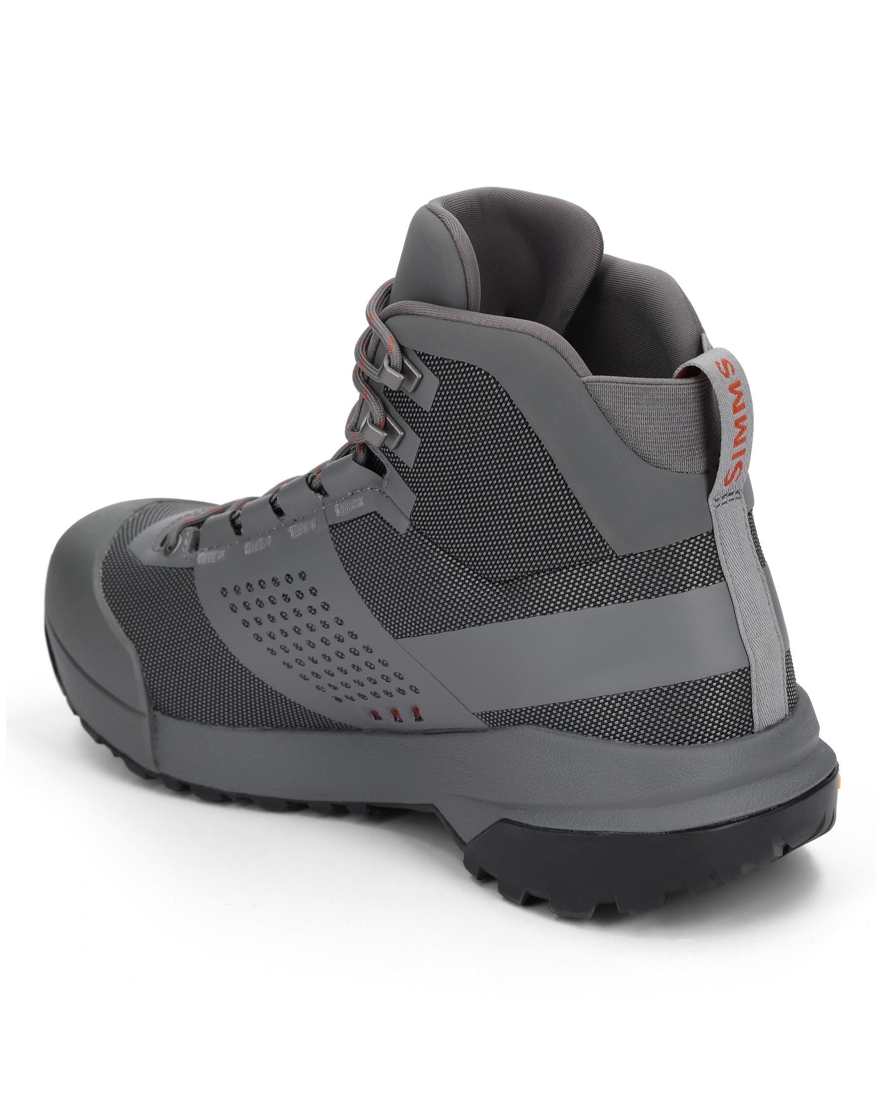 Women's Vibram Sole Wading Boots - Flyweight | Simms Fishing