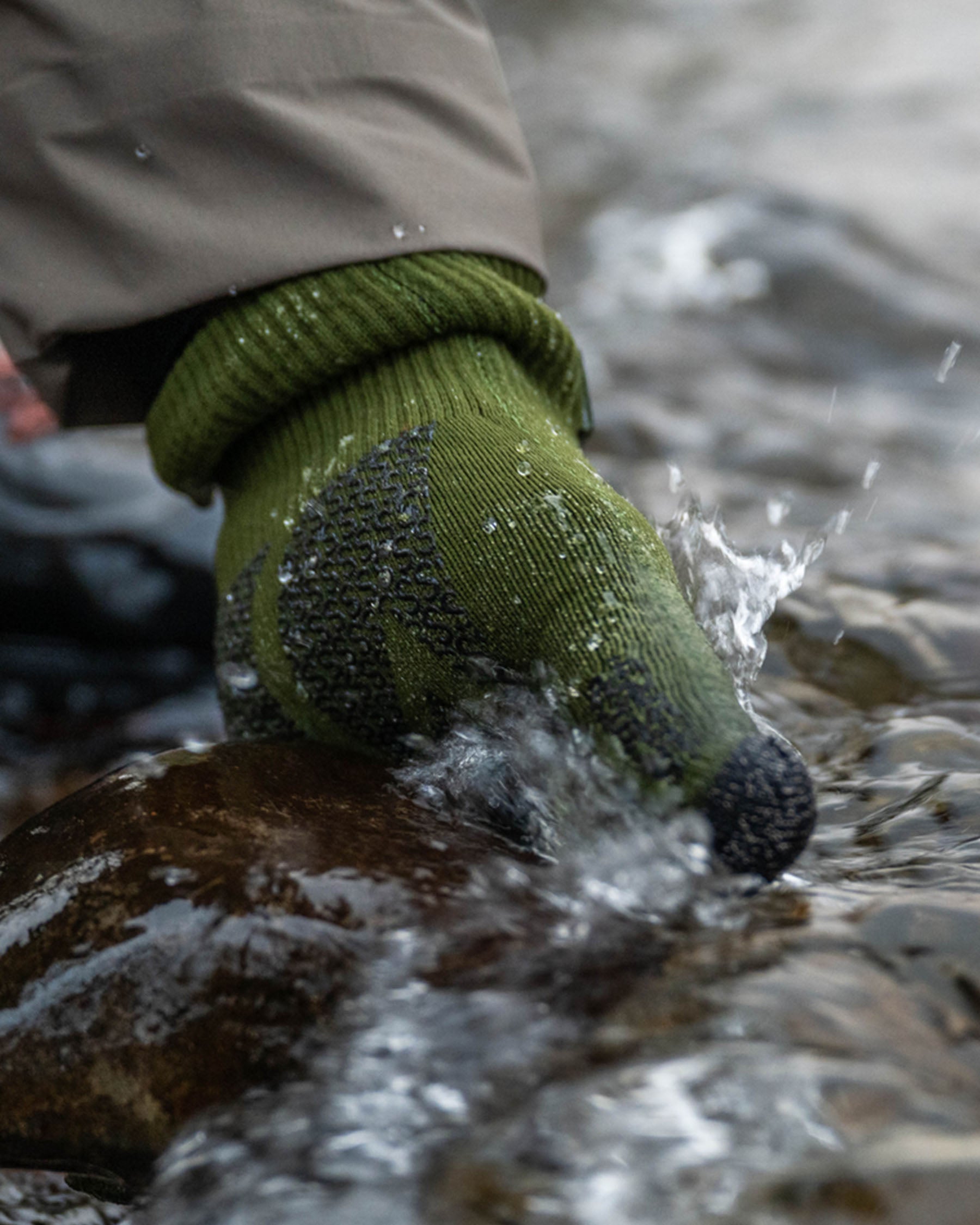 スペシャル‼️ 50s フットボールt 69 ALASKA シングルステッチ Simms x Sealskinz Rangeley Merino Waterproof Sock - Mid | Simms