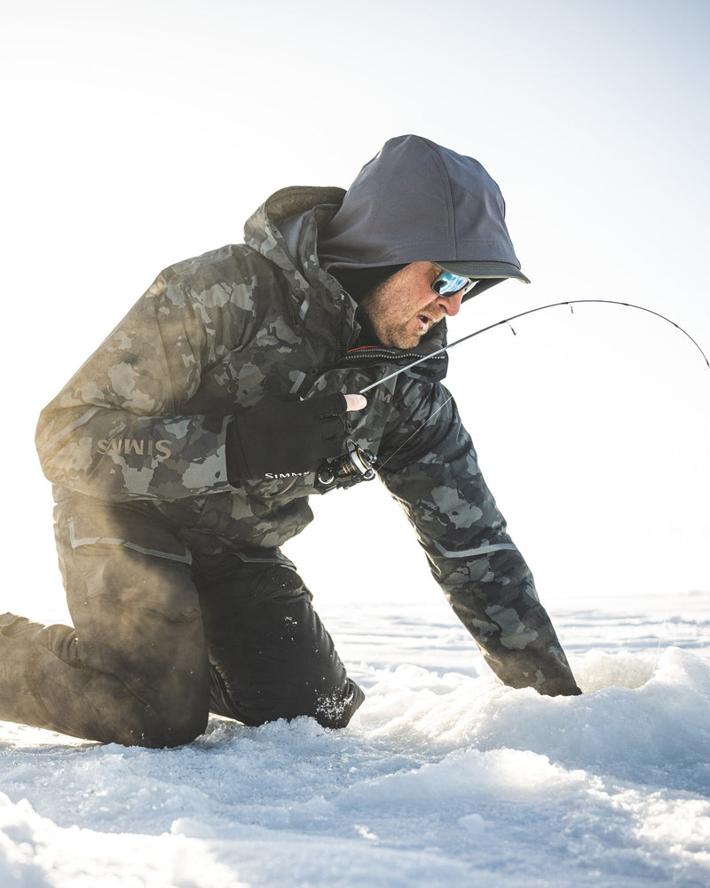 https://www.simmsfishing.com/cdn/shop/files/PDP_F23_ChallengerInsulated-rollover_3b7e5d94-8eeb-4507-9281-c728f6af0c76_800x.jpg?v=1703605161