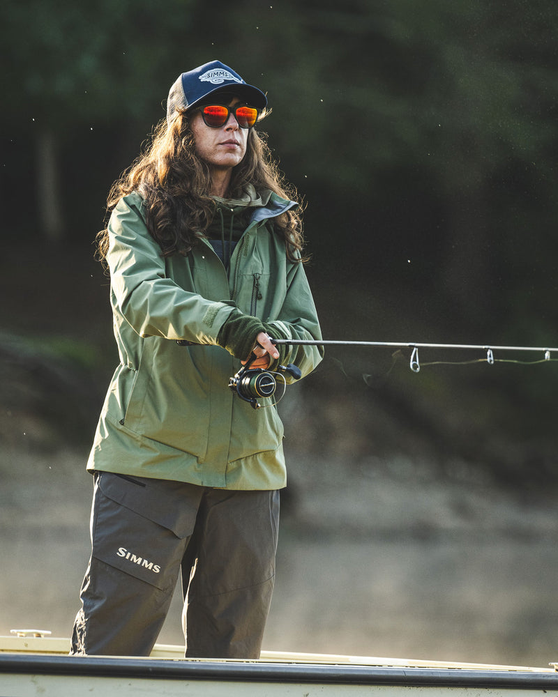 https://www.simmsfishing.com/cdn/shop/files/PDP_S24_WsChallengerJacket-rollover_800x.jpg?v=1705534867