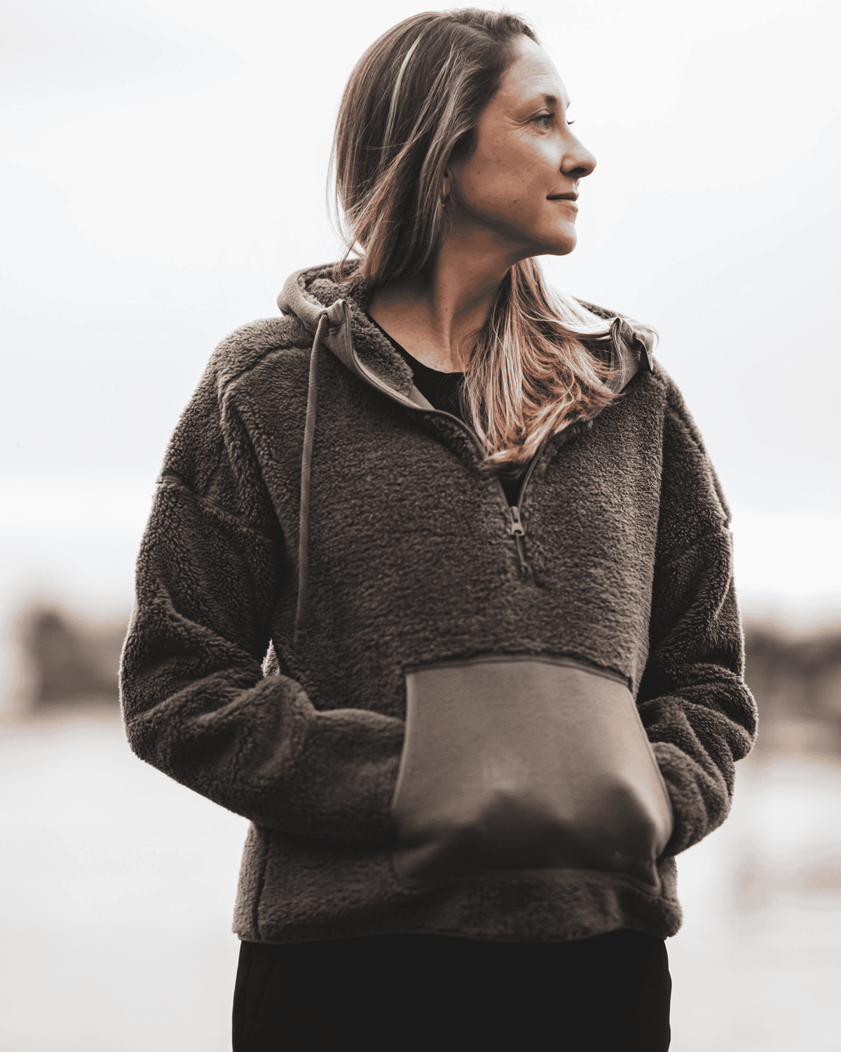 simms-womens-coldweather-fleece-pullover -rollover