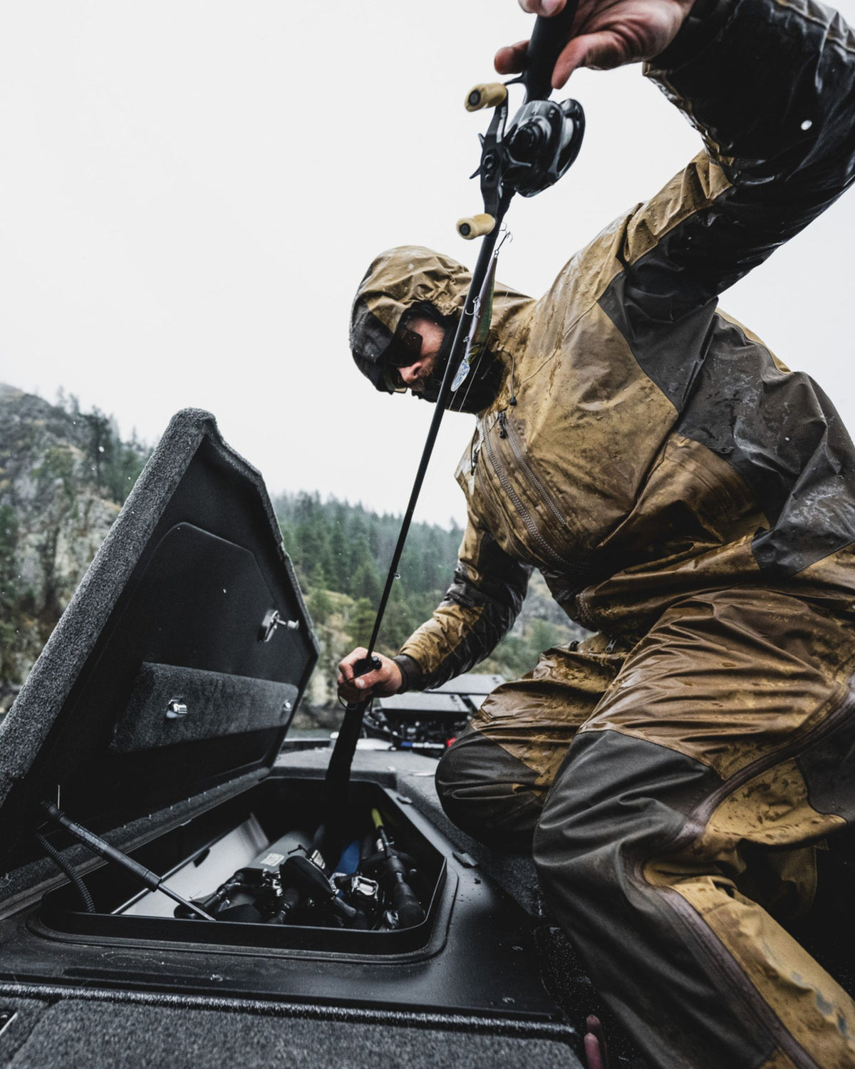 simms-mens-prodry-suit  Driftwood