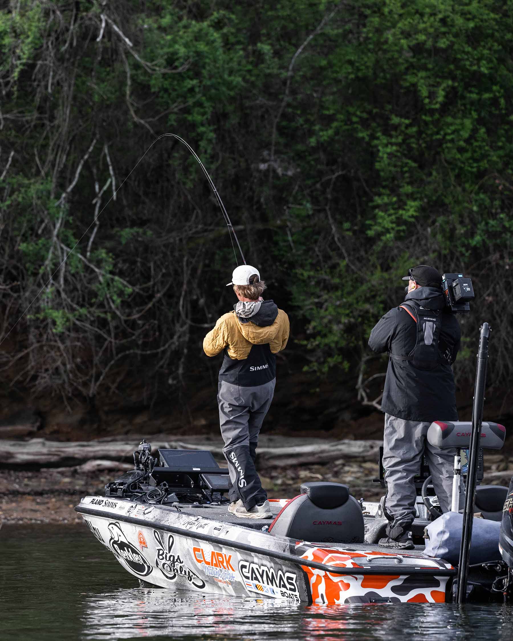 Men's Fishing Bib - Challenger | Simms Fishing