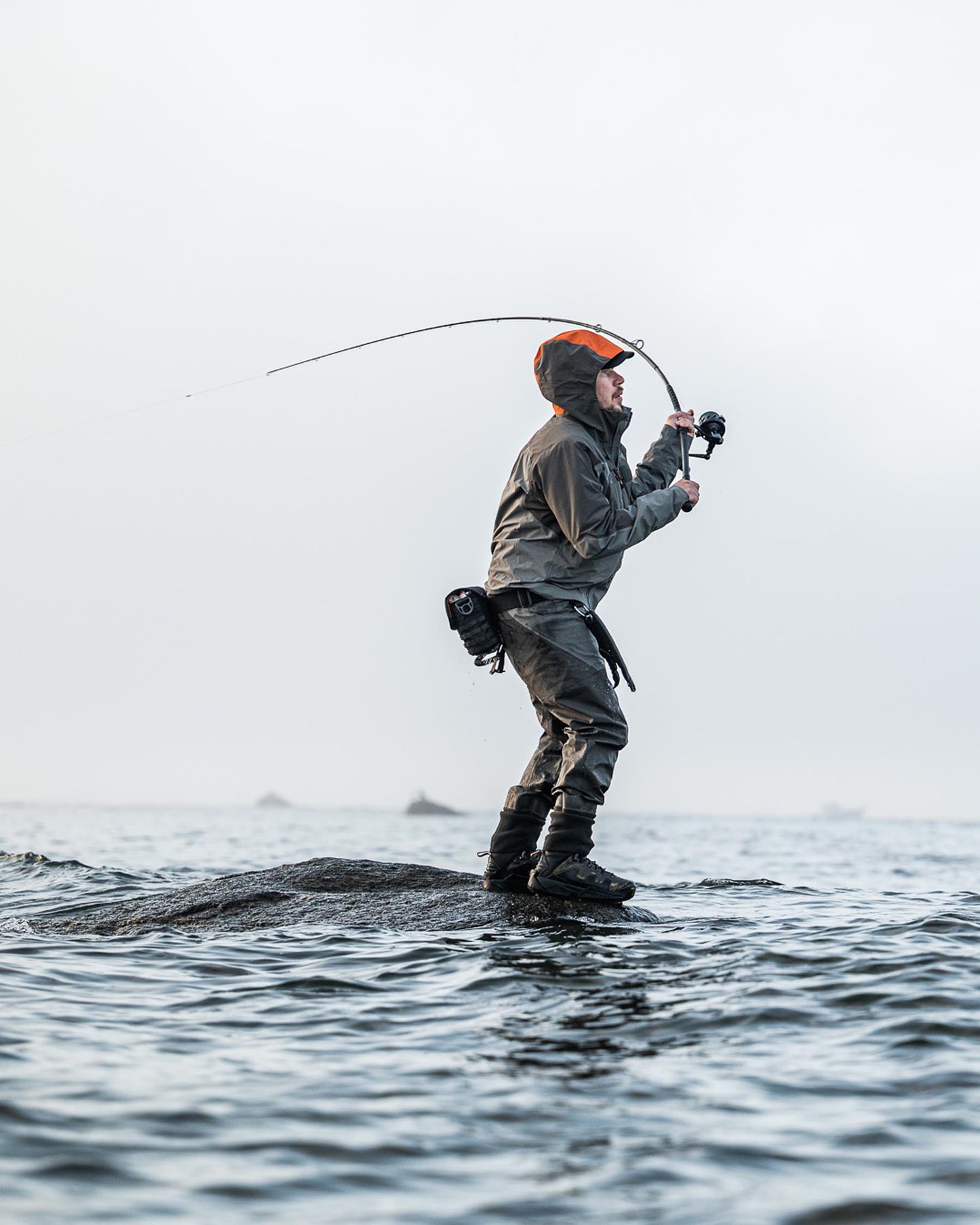 Open Water Tactical Waiste Pack_Lifestyle