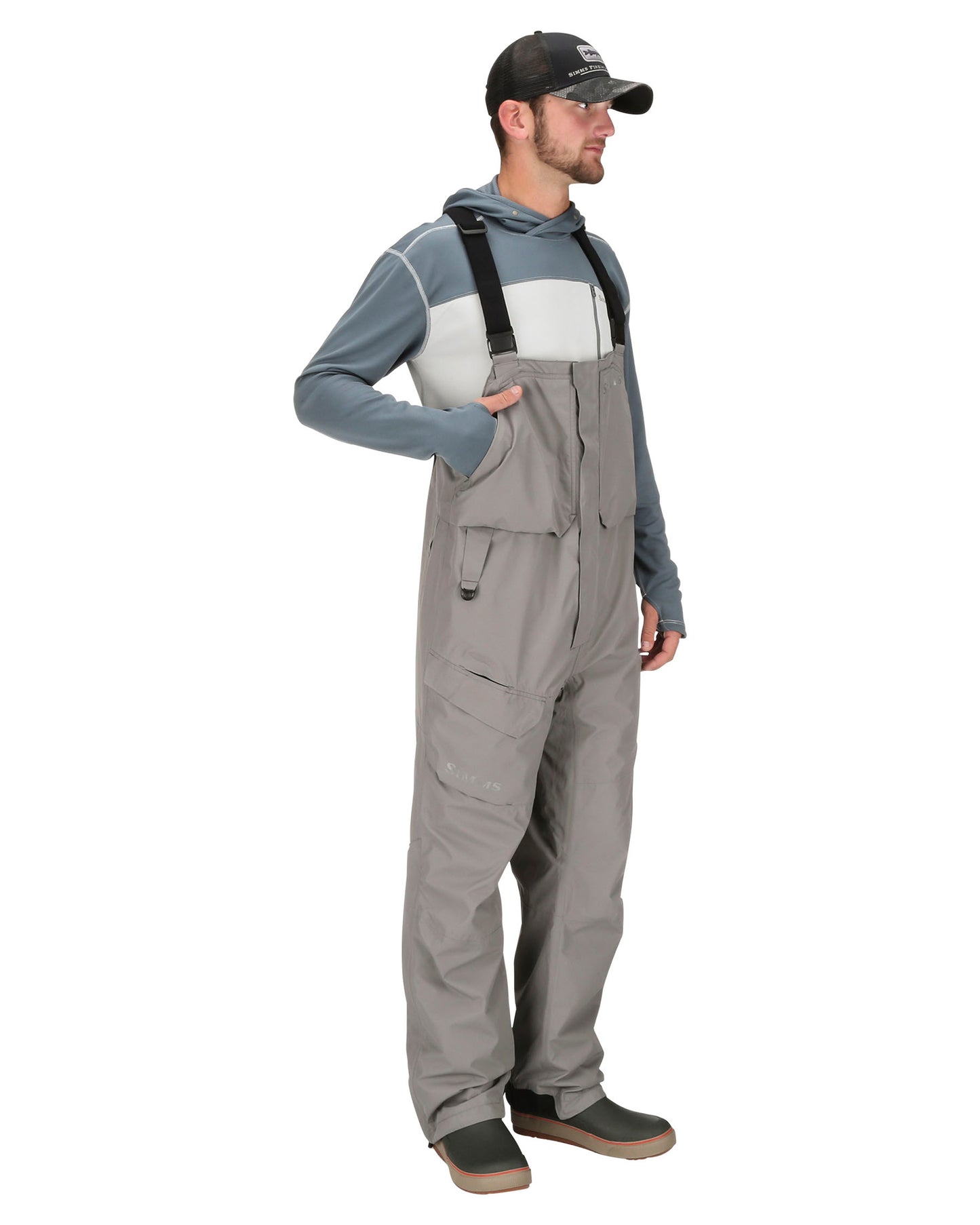 12907-mens-challenger-bib-on-model