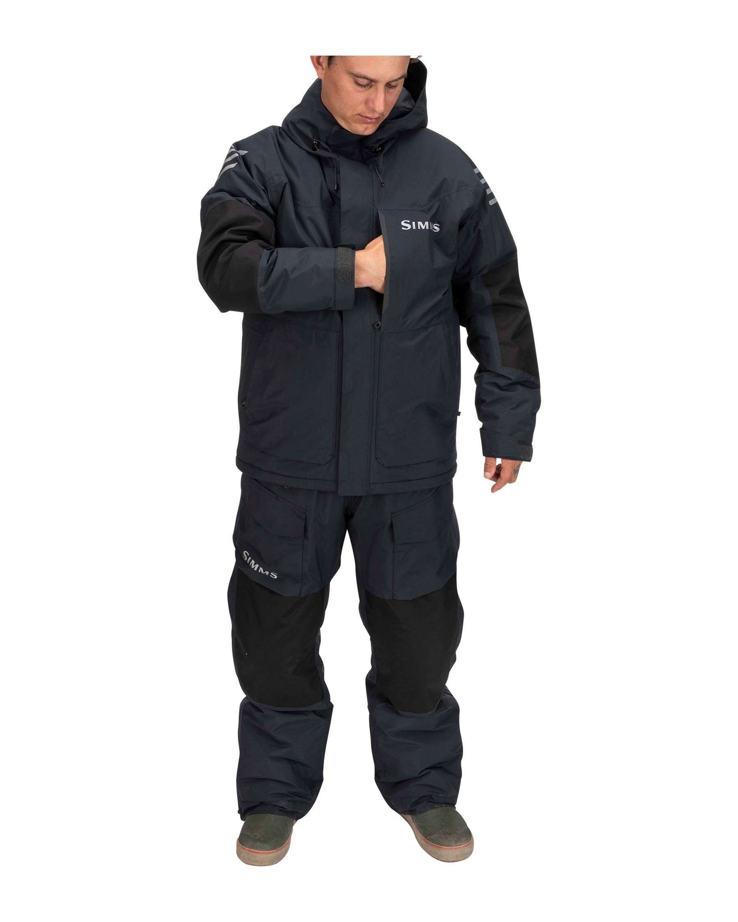 13050-001-ms-challenger-insulated-jacket-black-onbody