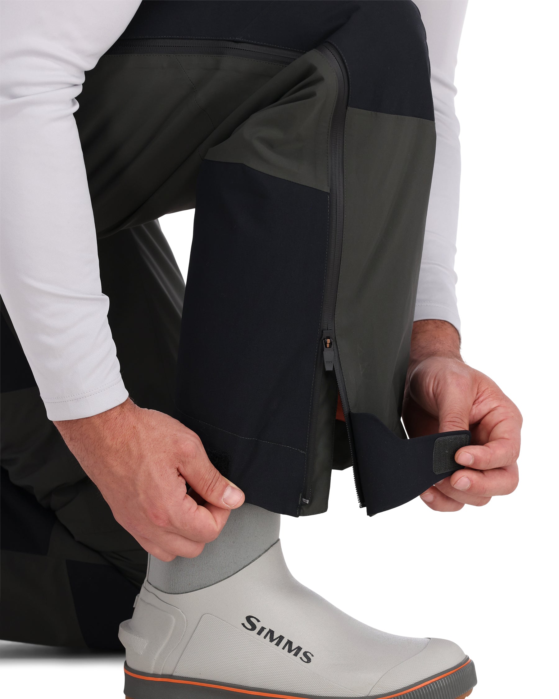 M's Guide Insulated Fishing Bib Simms Fishing Products