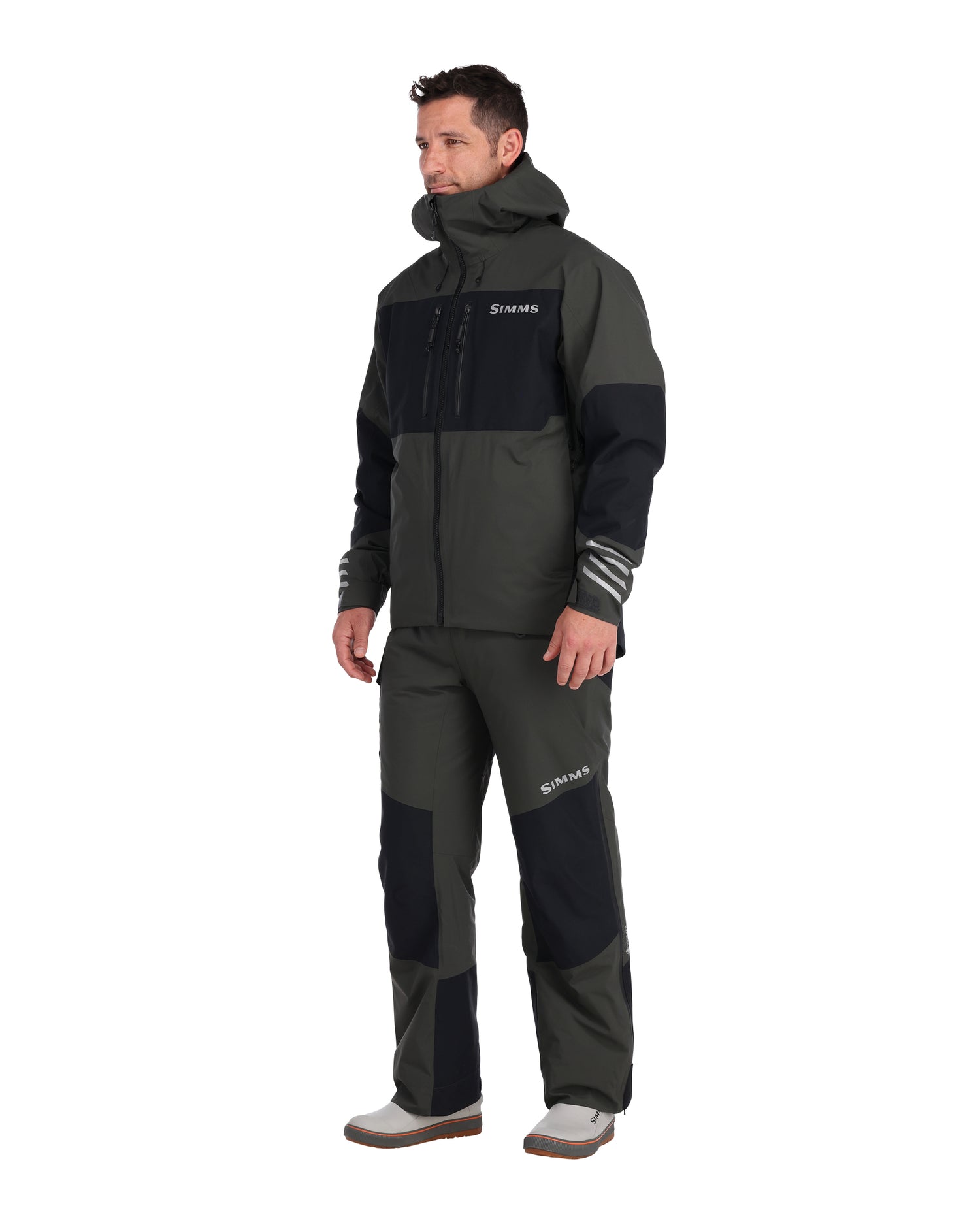 Guide-insulated-jacket-carbon-onbody