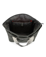 13609-003-gts-travel-tote-mannequin -rollover
