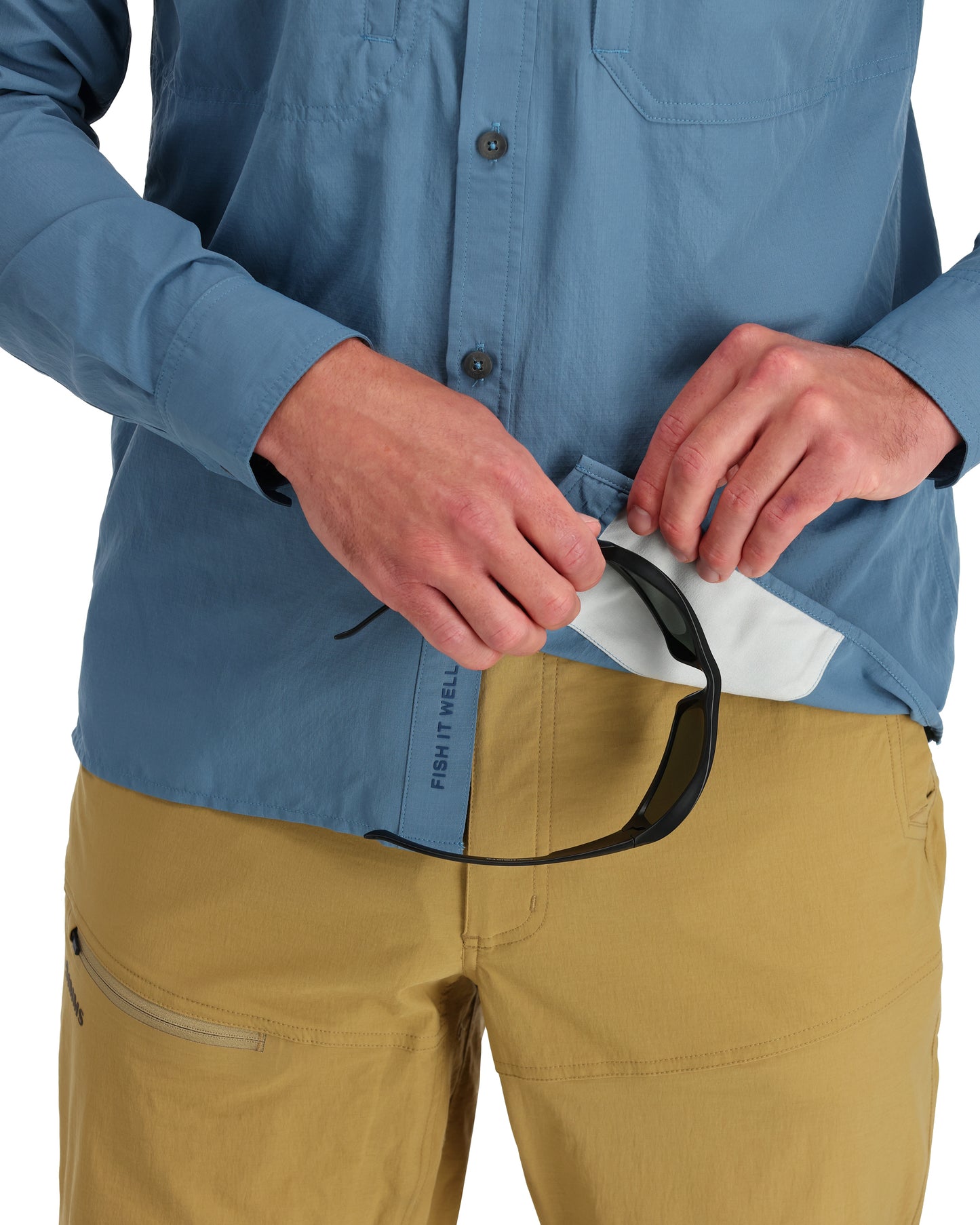    13645-1043-guide-shirt-Model