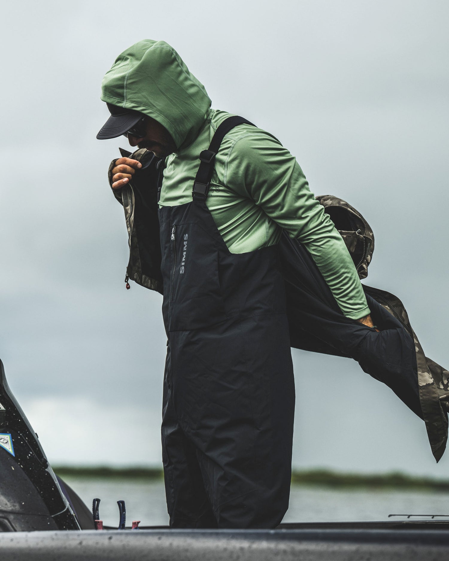 M's Simms Challenger Fishing Bib